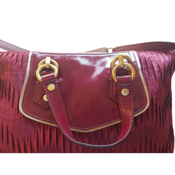 Coach Ashley satchel handbag/shoulder bag Red Gathered sateen/patent leather - Picture 2 of 16